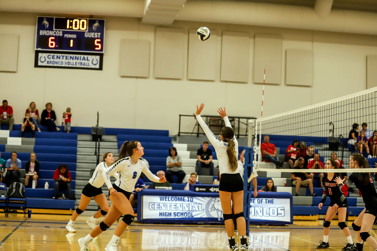 Centennial VB vs Sandy Creek (3).jpg